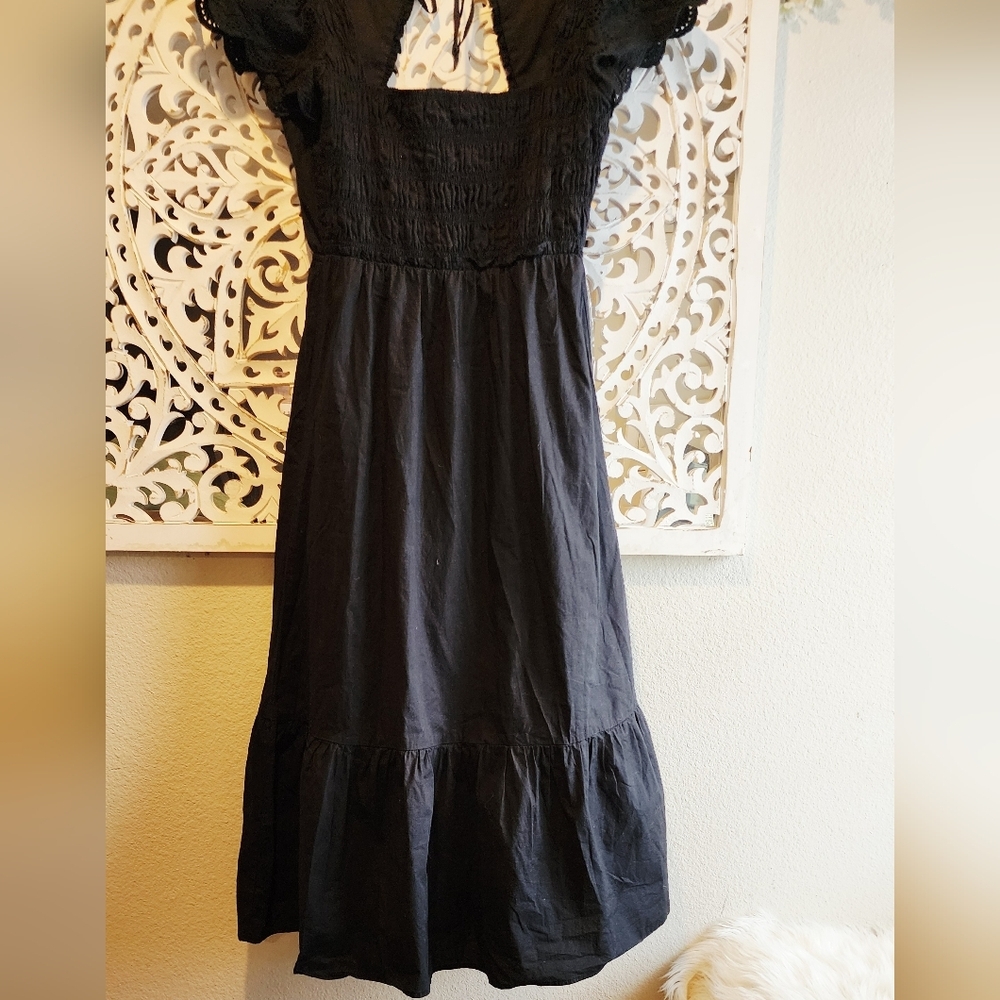 JASON WU LONG BLACK CAP SLEEVES EYELET CUT OUT BACK SMOCKED DRESS SIZE LARGE